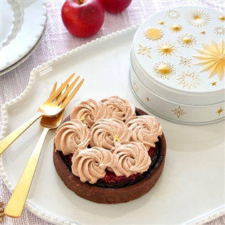幸せの缶ケーキ　薔薇チョコタルト（化粧箱入り）